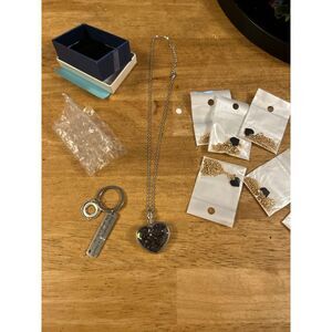 Jewelry‎ lot